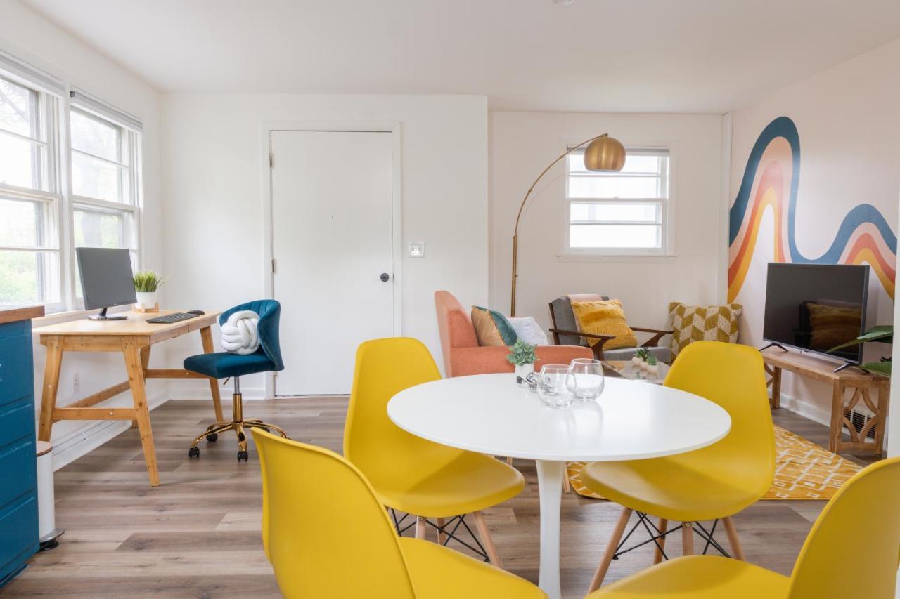 Retro Retreat Renovated 2Br, Desk, No Chore List! Kingston Eksteriør bilde