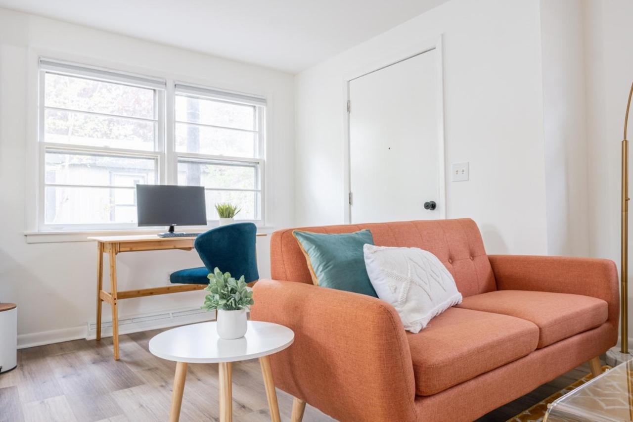 Retro Retreat Renovated 2Br, Desk, No Chore List! Kingston Eksteriør bilde